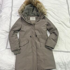 Aritzia Winter Jacket Parka Size Small